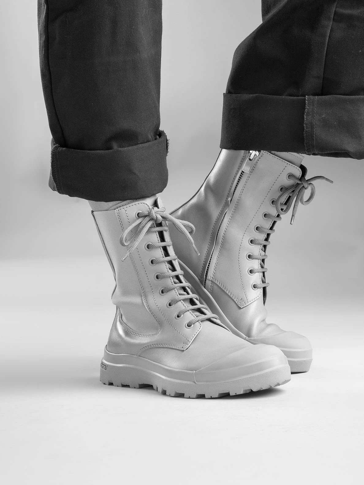 PALLET 110 - Black Nappa Leather Ankle Boots - Image 6