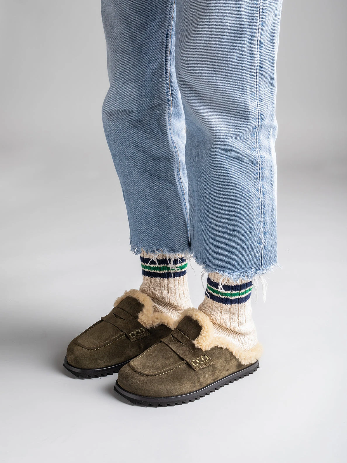 PELAGIE D’HIVER 007 - Green Suede And Shearling Mules - Image 6
