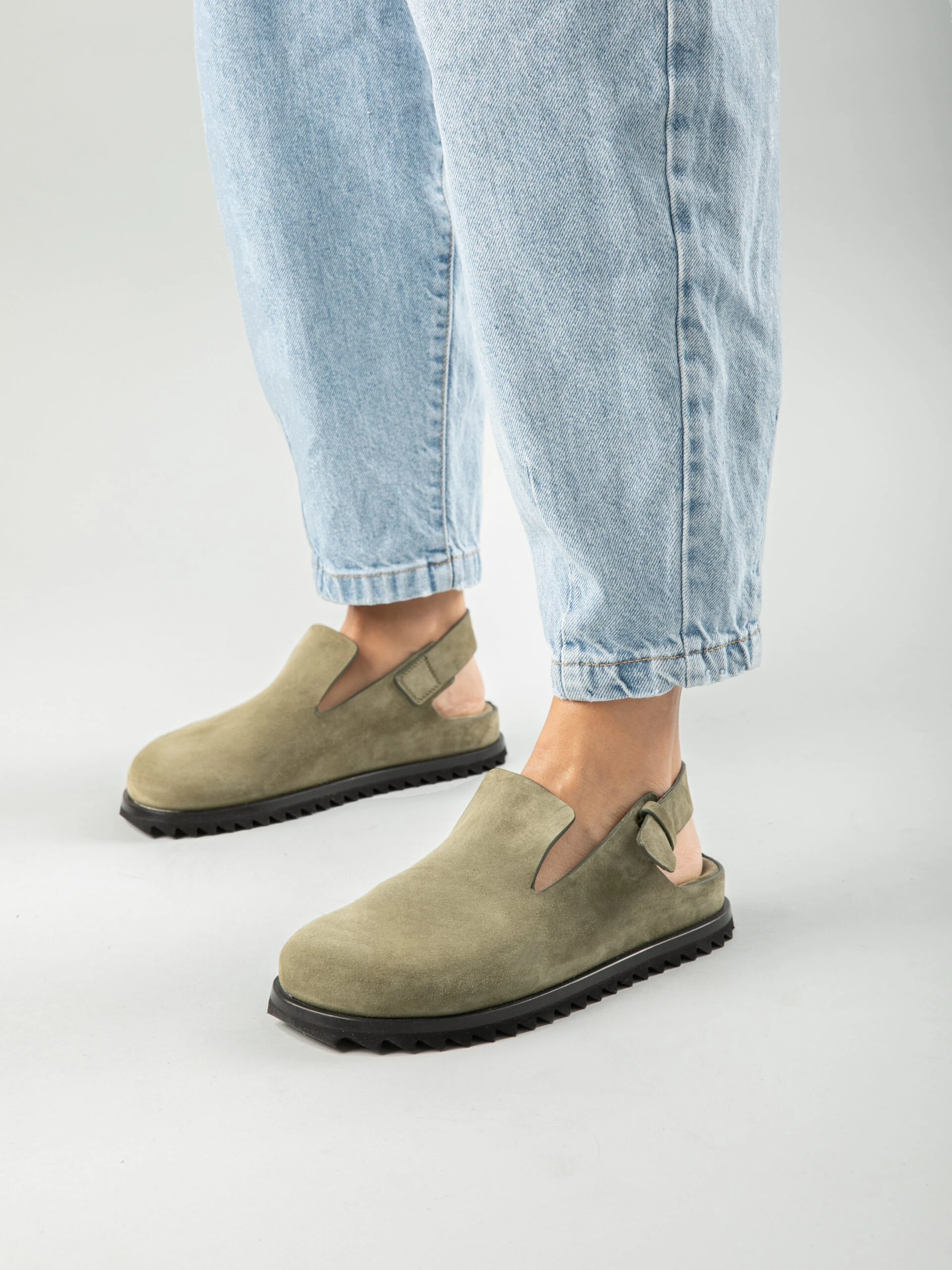 PELAGIE D’HIVER 008 - Taupe Suede Sandals - Image 6